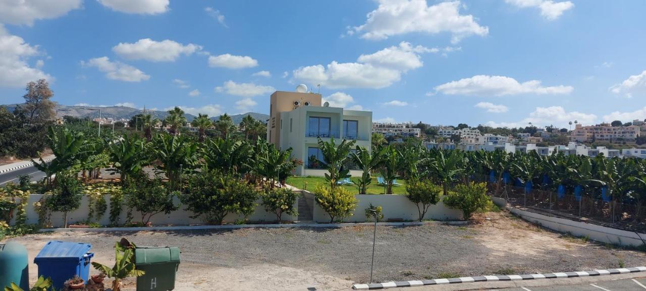 Harmony Seaview Apartments Paphos ภายนอก รูปภาพ
