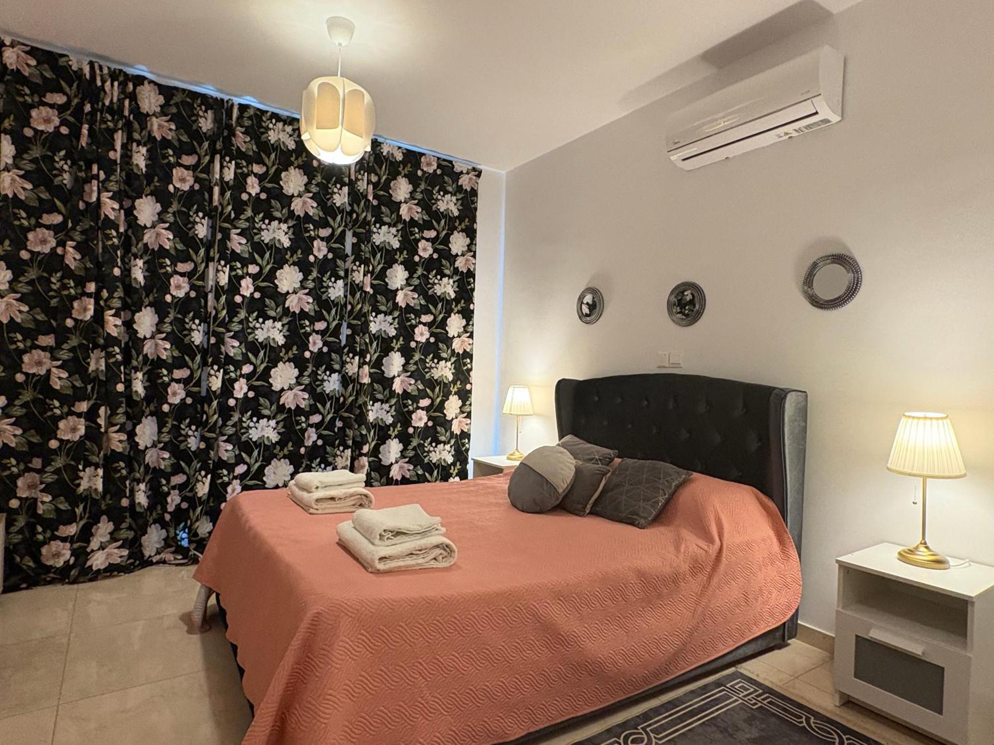 Harmony Seaview Apartments Paphos ภายนอก รูปภาพ