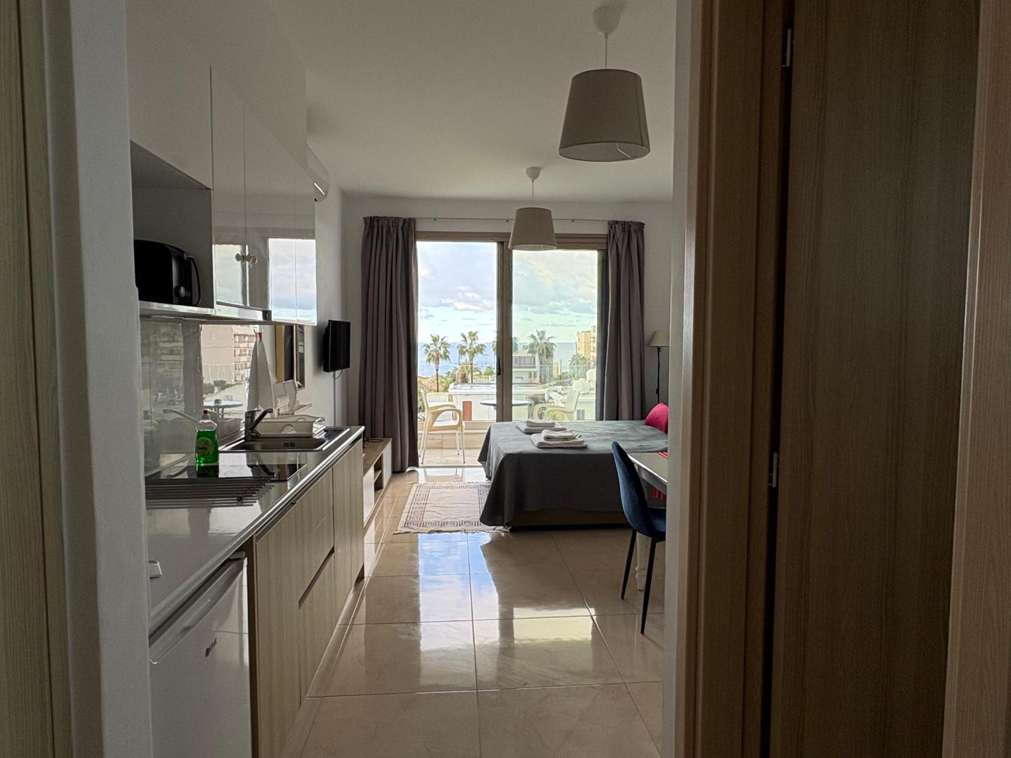 Harmony Seaview Apartments Paphos ภายนอก รูปภาพ